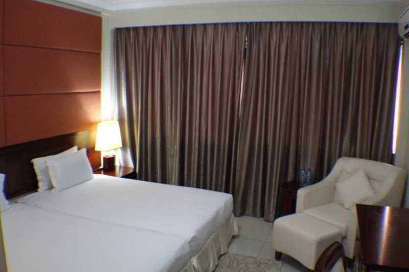 Royal Nick Hotel Lashibi Eksteriør bilde